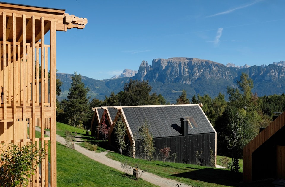 Hideaway mit Bergblick – Willkommen in der im Sommer 2019 eröffneten ADLER Lodge auf dem Ritten in Oberbozen