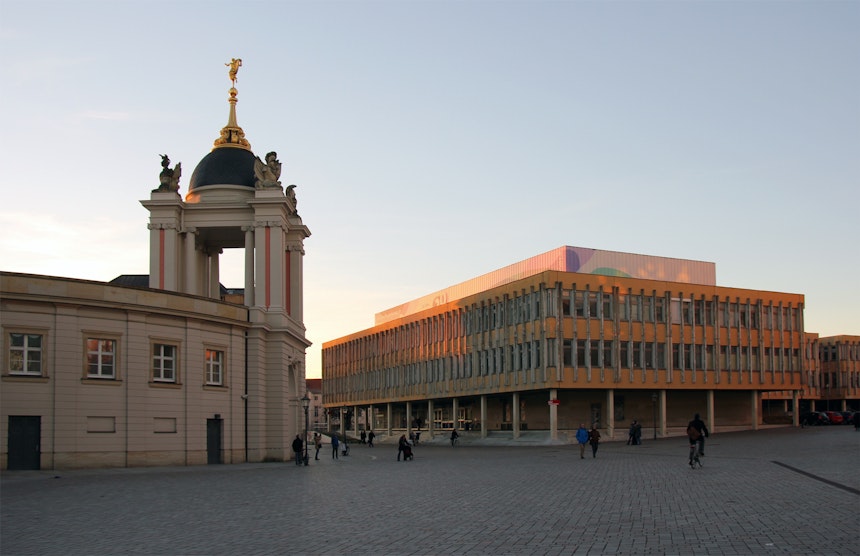 Alter Markt – Fortunaportal des Stadtschlosses, Fachhochschule Potsdam