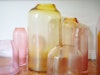 Glasdesign à la Milena Kling – Mundgeblasene Vasen der Serie »Raw« in den Farbtönen Rose, (Deep)Amber, Whiskey oder Aurora