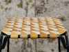 Hocker Taburet, Birkenrinde, Metallgestell pulverbeschichtet, bequeme Sitzfläche durch die kreative Faltung der Birkenrinde