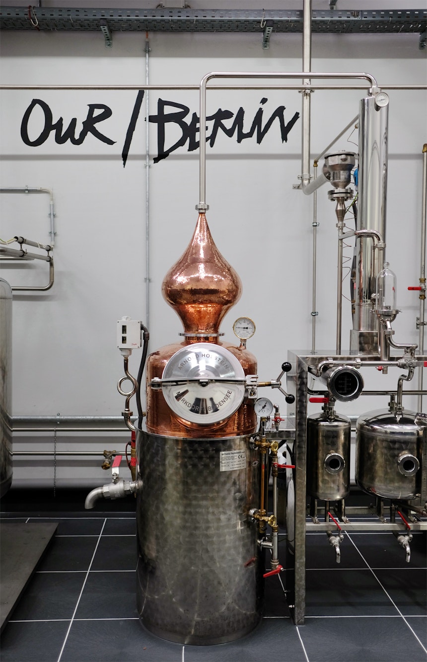Wie schön – Destille in Kupfer und Edelstahl