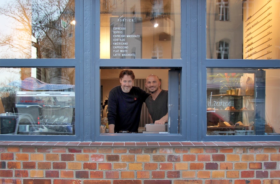 Coffeeshop-Inhaber Vytas Caim und Ayhan Yilmaz